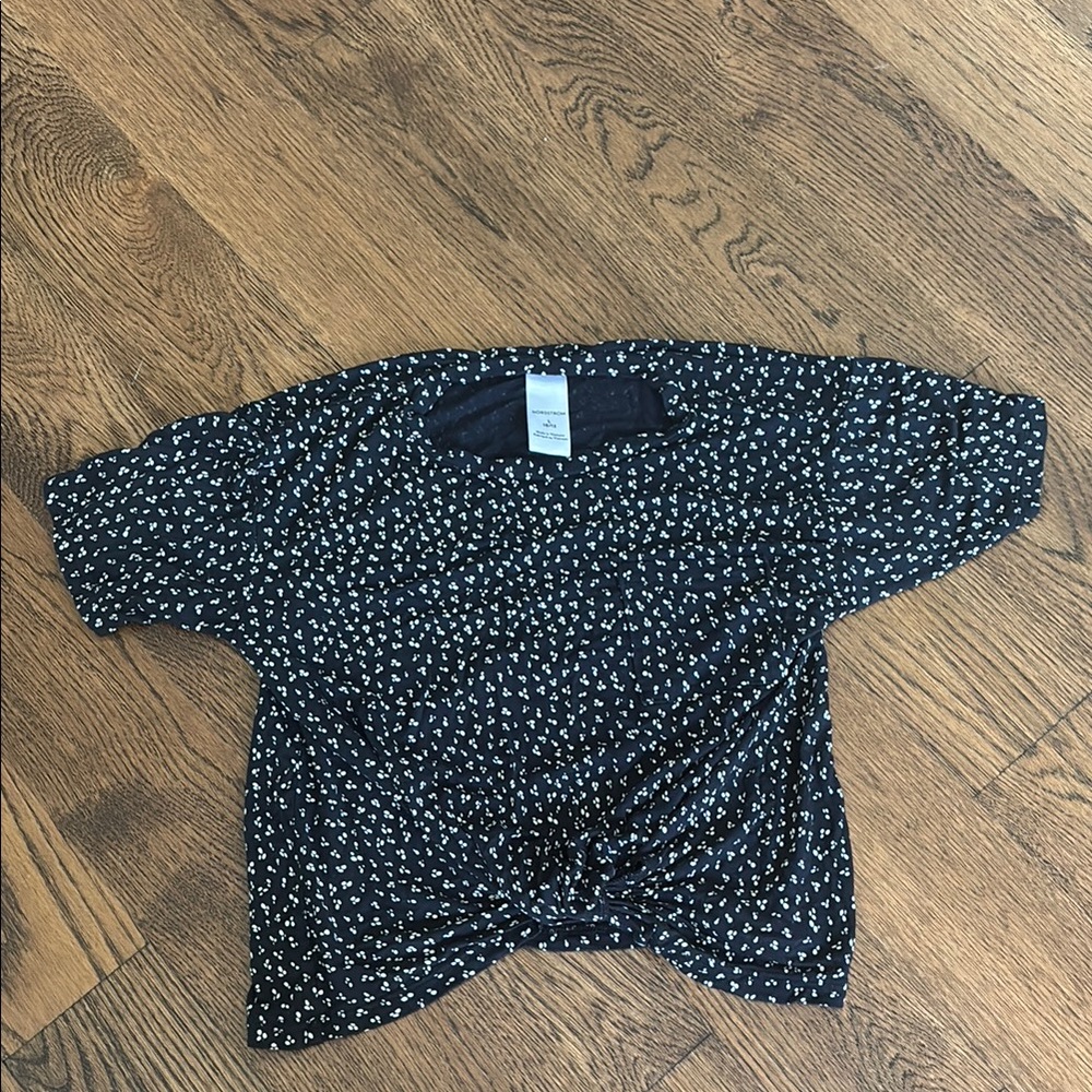 Nordstrom Black and White Short Sleeve Tee with Knotted Detail